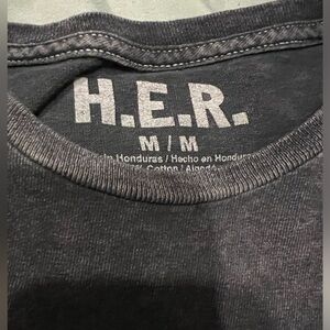 H.E.R Polaroid picture shirt , size M